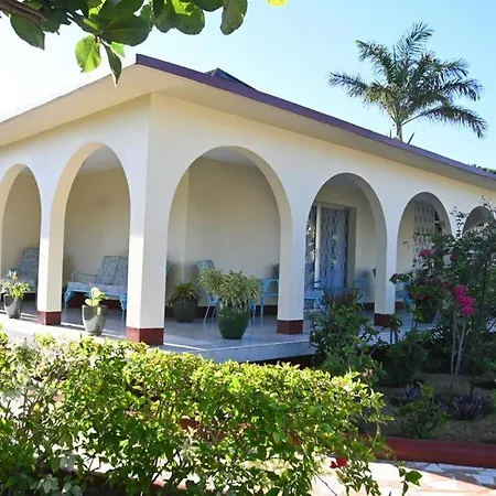 Cindy\'S Villa